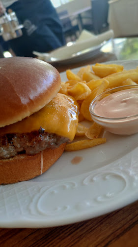 Okrepčevalnica Arkada - Gastronomija in gostinstvo