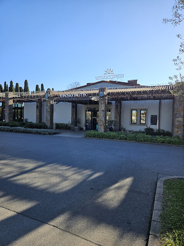 VINAKOPER wine boutique & cellar
