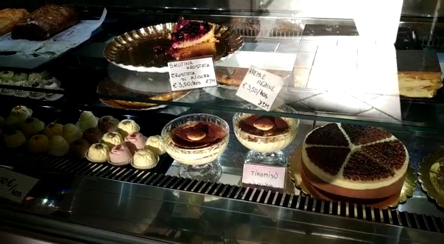 Opinii despre Pastry Shop and Café Opera în Portorož - Gastronomija in gostinstvo