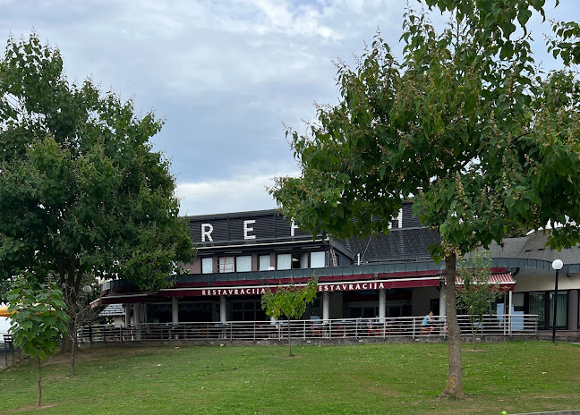 Opinii despre Enjoi bar and playground în Novo mesto - Gastronomija in gostinstvo