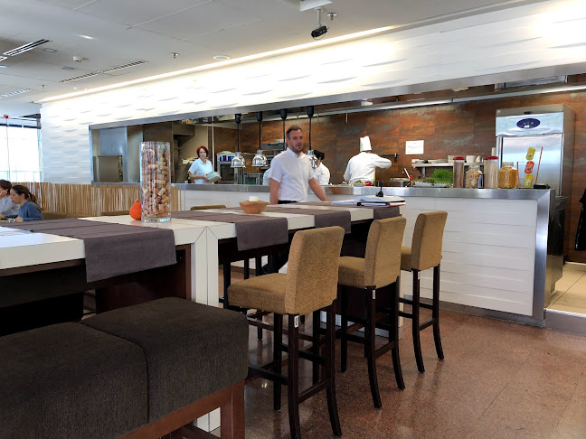 Maximarket, Trg republike 1, 1000 Ljubljana