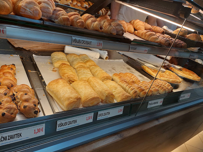 Ruska ulica 7, 2000 Maribor