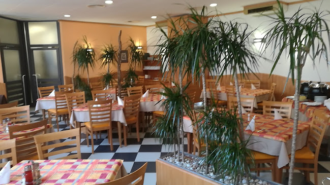 Opinii despre Kavarna in restavracija Pecivo în Nova Gorica - Gastronomija in gostinstvo