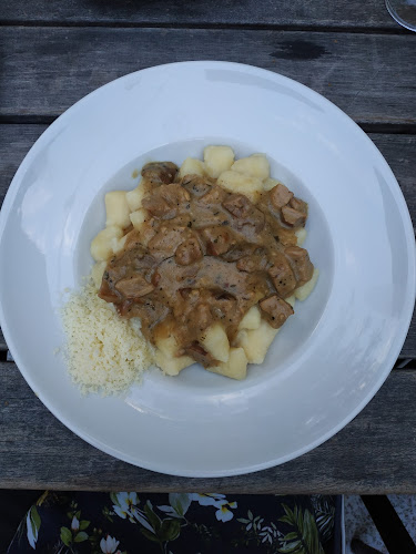 Restavracija in picerija Trnovski zvon - Gastronomija in gostinstvo