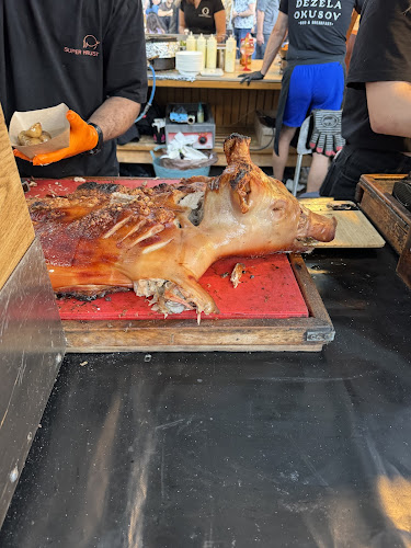 Open kitchen - Gastronomija in gostinstvo