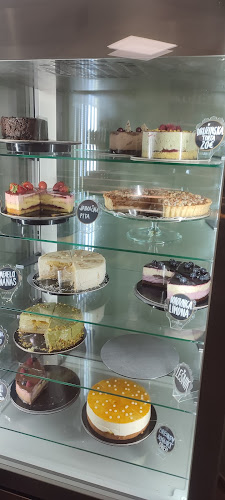 Opinii despre SLAŠČIČARNA SLADKA KASTINA în Ivančna Gorica - Gastronomija in gostinstvo