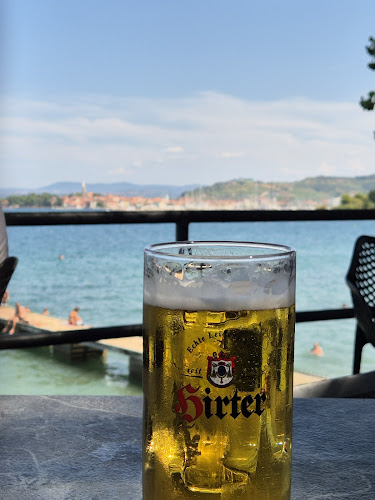 La Barracuda beach bar