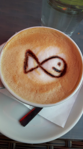 Afrika lounge bar - Gastronomija in gostinstvo