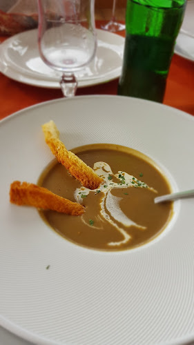 Gostilna in Pizzeria Portus - Gastronomija in gostinstvo