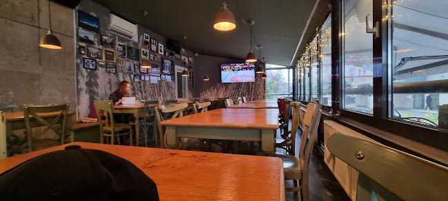 Maister Pub - Gastronomija in gostinstvo