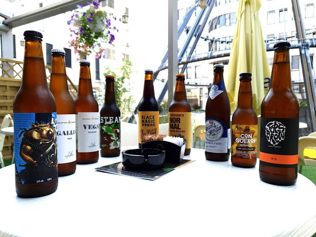 Opinii despre Bežigrajski Vrt - Caffe & Bar în Ljubljana - Gastronomija in gostinstvo