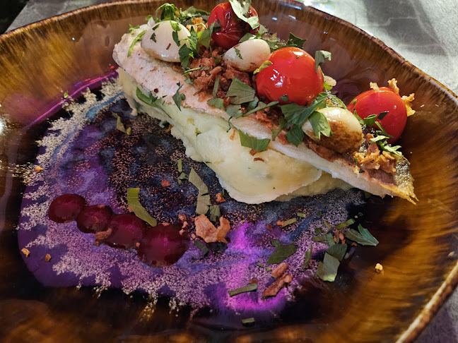 Vodnikov trg 5, 1000 Ljubljana