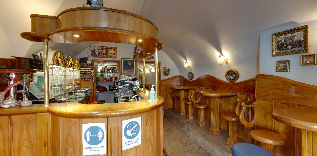 Kava Bar Orfej - Gastronomija in gostinstvo