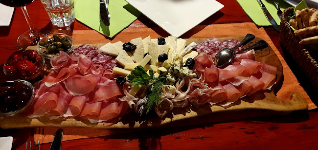 Branik 79a, 5295 Branik