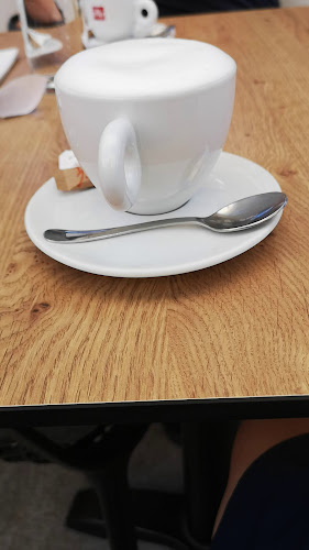 Utrip - bar bistro kavarna