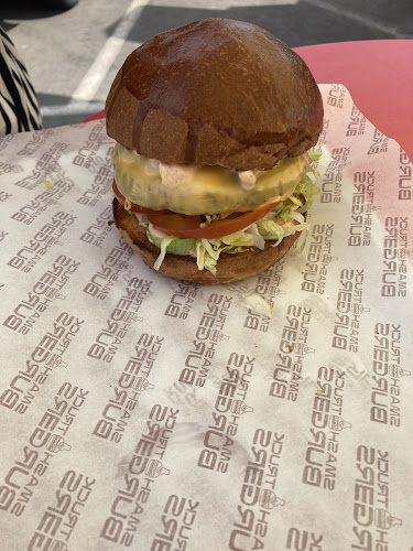 Smash Truck Burgers - Gastronomija in gostinstvo