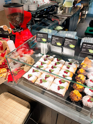 Zagrad pri Otočcu 110 A2 Direction Ljubljana, 8222 Otočec