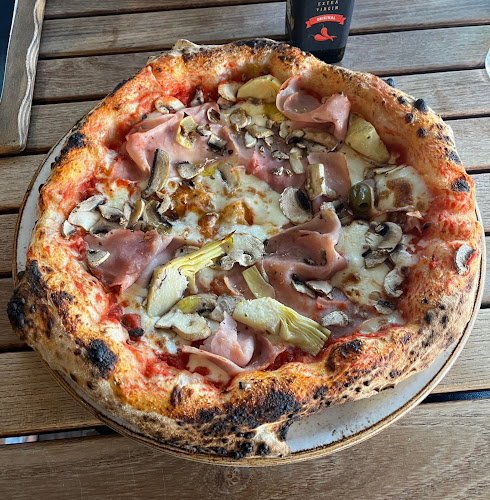 ANTICA Pizzeria & Aperitivo - Gastronomija in gostinstvo