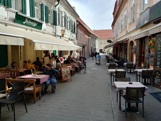 Poštna ulica 8, 2000 Maribor