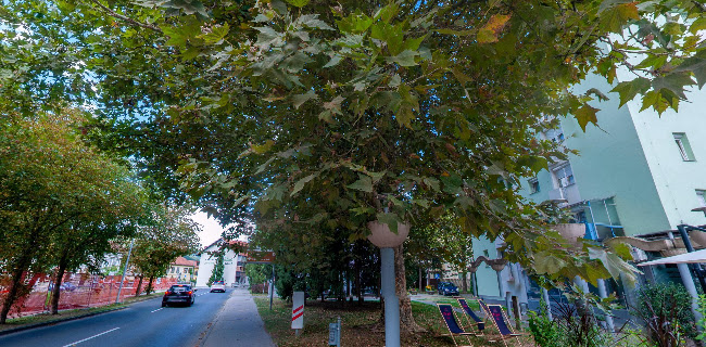 Slaščičarna Pr'Pek - Gastronomija in gostinstvo