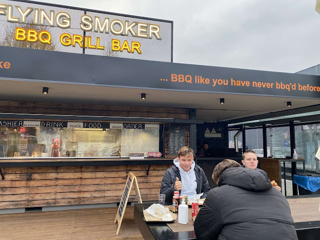 Comentarii opinii despre Flying Smoker