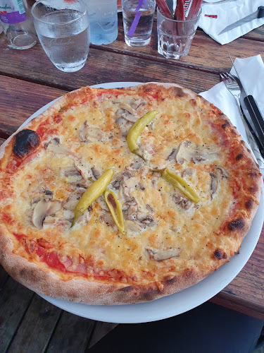 Cosa nostra - Gastronomija in gostinstvo