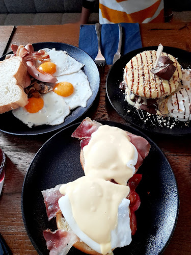 Comentarii opinii despre Kavarna Mango