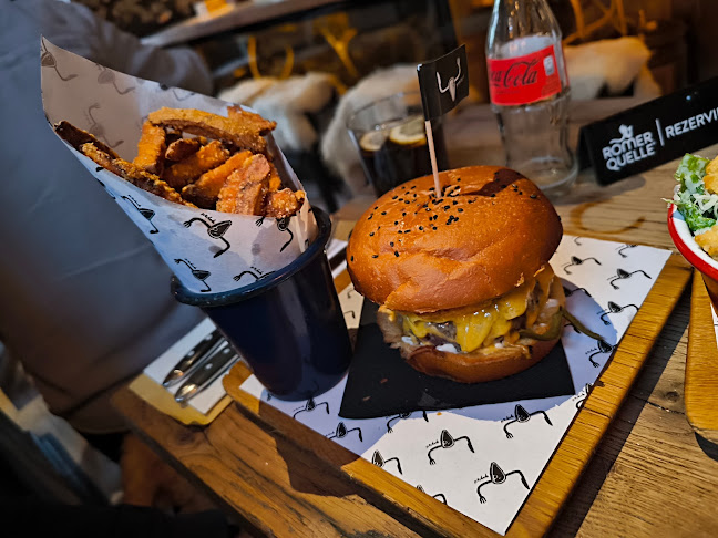 Cankarjevo nabrežje 3, 1000 Ljubljana