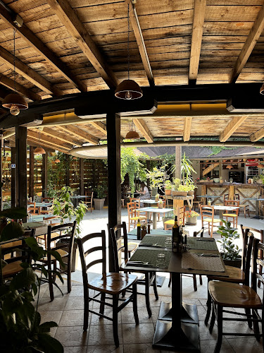 Restaurant & Wine Bar Murka