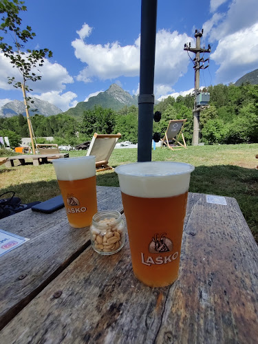 Yurty Bar - Gastronomija in gostinstvo