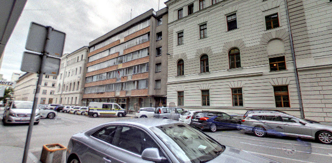 Opinii despre Bar vrtnica, gostinske storitve, d.o.o. în Ljubljana - Gastronomija in gostinstvo