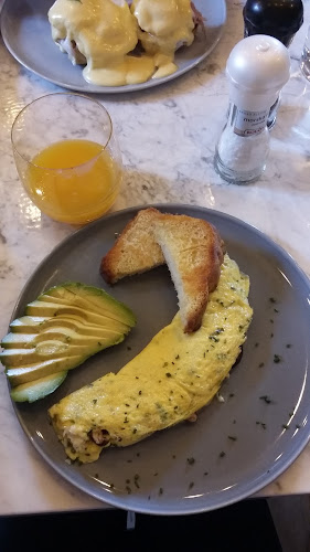 Opinii despre EK Bistro în Ljubljana - Gastronomija in gostinstvo