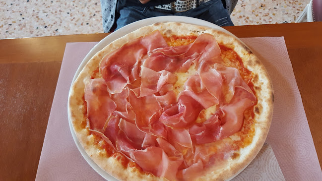 Restaurant Bella Venezia - Gastronomija in gostinstvo