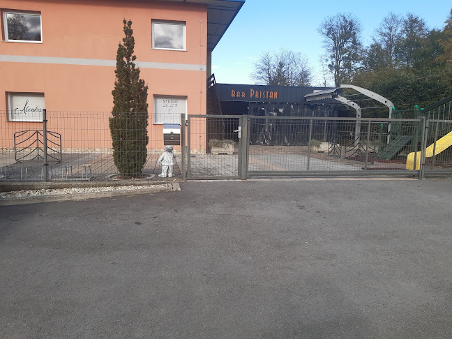 Bar Pristan, Marija Dokl s.p.