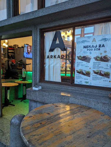 Javornik Arkade - Ljubljana