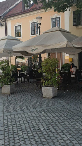 Opinii despre Arkade bar Novo mesto în Novo mesto - Gastronomija in gostinstvo