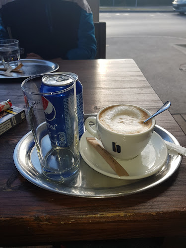 Opinii despre Bar Pit Stop Velenje în Velenje - Gastronomija in gostinstvo