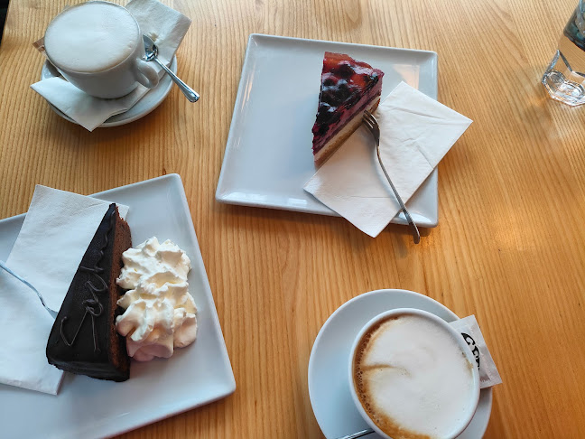 Kraljestvo okusov - pastry and icecream shop KRESNIČKA - Ljubljana