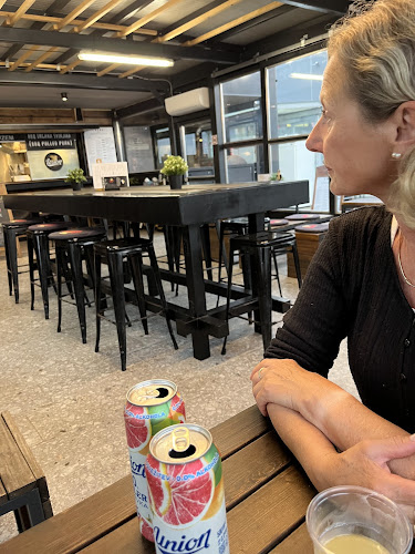 Flying Smoker - Gastronomija in gostinstvo