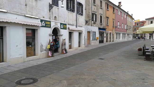 Picerija pri vodnjaku