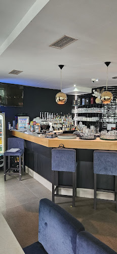 Kavarna &lounge& restaurant Ploj - Gastronomija in gostinstvo