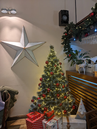 Opinii despre Druga violina în Ljubljana - Gastronomija in gostinstvo