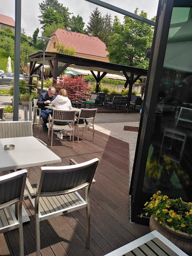 Comentarii opinii despre LEDENA - Slaščičarna & Bar