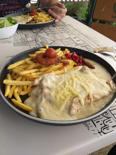 Okrepčevalnica pri Jelki Raščan Lilijana s.p. - Gastronomija in gostinstvo