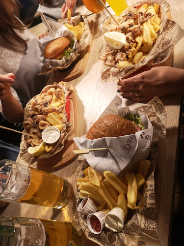 Novi trg 8, 6230 Postojna