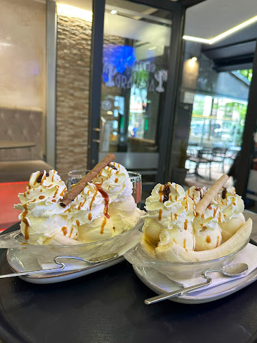 Okrepčevalnica "Caffe Granada" Nedžat Durmiši s.p.