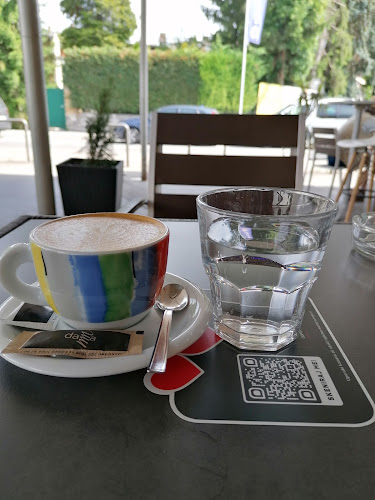 Kavarna Damma - Gastronomija in gostinstvo