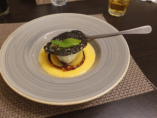 Restavracija in pizzerija Center, Miha Gluščič d.o.o. - Gastronomija in gostinstvo