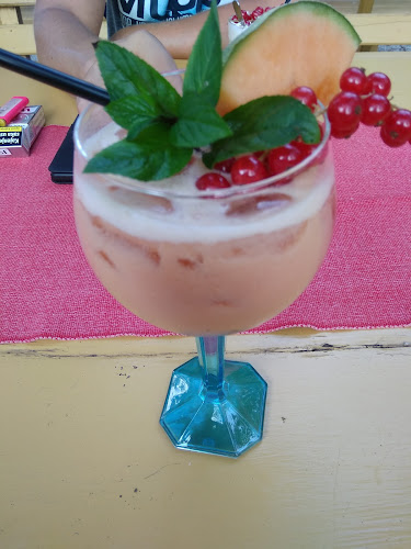 KOKTAJL, mešanje pijač, d.o.o., PR FARTKU (koktajl bar) - Mengeš