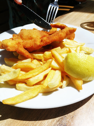 Comentarii opinii despre Restavracija in pizzerija Center, Miha Gluščič d.o.o.